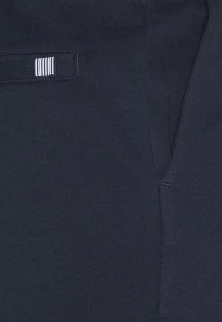 Prix Gelé Pier One Short shorts normale homme -VêtementsElite Boutique e61197e49ce34d749ade2179aa8d1598