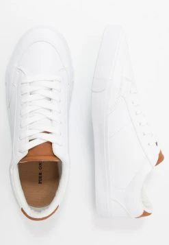 Pier One UNISEX - Baskets basses Rabais sneakers rond homme 9 Pier One UNISEX - Baskets basses Rabais sneakers rond homme -VêtementsElite Boutique e7dadddb2f164d6e80f89360c6766e0a