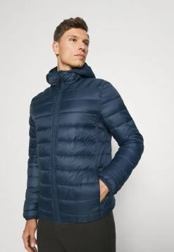 Pier One Veste légère Prix Imbattable vestes capuche homme -VêtementsElite Boutique e92ee0ace766468f8bfbdf694f3acf19