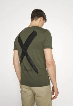 En promotion Pier One T-shirt imprimé t-shirts col rond homme