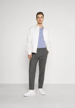 Pier One Meilleur Prix Garanti T-shirt imprimé t-shirts col rond homme -VêtementsElite Boutique ec47b5326b024c02a78acbe03632b872