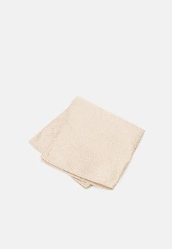 Rabais Pier One SET - Cravate pochettes de costume couleur unie homme -VêtementsElite Boutique ede07c0d05dd4264a1cc285fe851a7e9