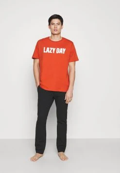 Pier One Haut de pyjama Bon Rapport Coût-Efficacité pyjamas col rond homme -VêtementsElite Boutique ee8a9acd8d13471d8dfded2fc6098e02