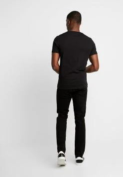 Prix Sympa Pier One T-shirt imprimé t-shirts col rond homme 10 Prix Sympa Pier One T-shirt imprimé t-shirts col rond homme -VêtementsElite Boutique ee8af05e410f47e99a7bef60e25a11f8