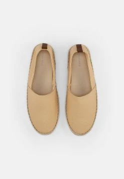 Prix Discount Pier One RENA ESPADRILLE UNISEX - Espadrilles chaussures basses rond -VêtementsElite Boutique ee8bede9139e442b9465d505e9097d21