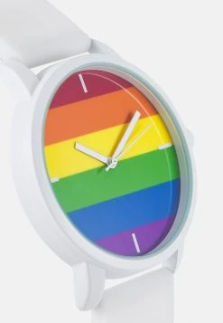Pier One PRIDE UNISEX - Montre Remise En Ligne montres et bijoux boucle ardillon 9 Pier One PRIDE UNISEX - Montre Remise En Ligne montres et bijoux boucle ardillon -VêtementsElite Boutique ef9dc7268e914680aa8b9344a545bead
