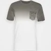Pier One T-shirt imprimé Prix Gelé t-shirts col rond homme -VêtementsElite Boutique f01232a944524071b0178a5af1037810