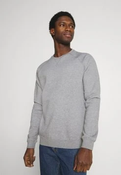 Pier One Prix Affortable 3 PACK - Sweatshirt sweats & hoodies col rond homme -VêtementsElite Boutique f0211c1816ed4647bcf0610382b82d81