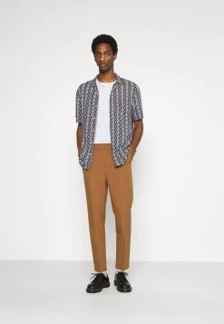 Prix Aimable Pier One Chemise chemises col revers homme -VêtementsElite Boutique f4b585ff89164f85a18ad9e45c6302a0