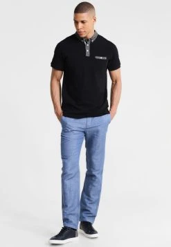Pier One Se Vend Bas Prix Polo t-shirts col à boutons homme -VêtementsElite Boutique f4d83a68a9464382befab76a1c903f40