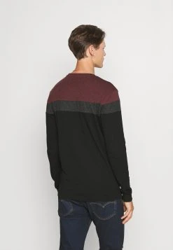 Prix Compétitif Pier One T-shirt à manches longues t-shirts & polos col rond homme -VêtementsElite Boutique f836aa413fd9468b9074abc4cfe0ed61