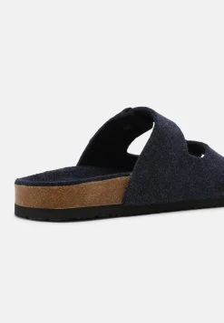 Pier One En Remise UNISEX - Mules sandales et tongs ouvert -VêtementsElite Boutique f8e2370ea5a947e2b1ef70bcd9f4751e