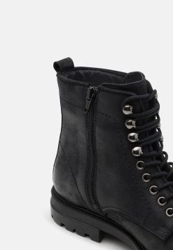 Pier One LEATHER - Bottines à lacets Bas Prix bottes rond homme 13 Pier One LEATHER - Bottines à lacets Bas Prix bottes rond homme -VêtementsElite Boutique f98867fd6a794eddb2e4fb95187d1b01