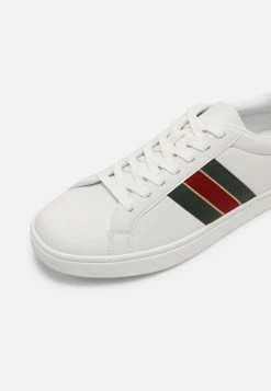 Pier One Un Tarif Préférentiel UNISEX - Baskets basses sneakers rond homme 13 Pier One Un Tarif Préférentiel UNISEX - Baskets basses sneakers rond homme -VêtementsElite Boutique fc8520cb4a4943c1824980e3a038b36f