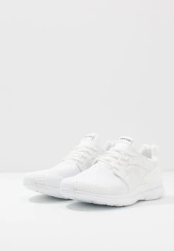 Pier One Baskets basses Prix Dégriffé sneakers rond homme -VêtementsElite Boutique fe6e397deac04634ac7db165cdf2df4f